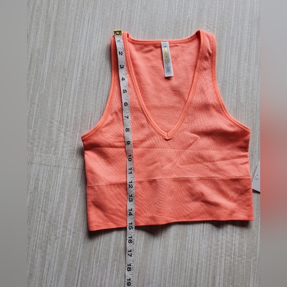 Athleta Aurora Seamless Ribbed Cropped Tank Top Neon Coral Size Small V Neck NWT - Picture 8 of 9